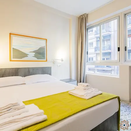 Piccinni By Apulia 3* Бари